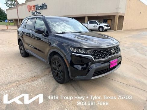 Certified 2021 Kia Sorento S AWD/4WD image 1