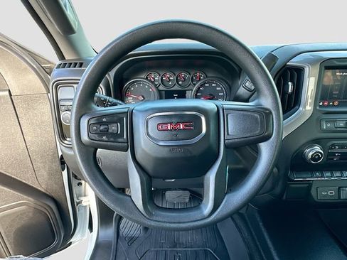 Used 2022 GMC Sierra 1500 Pro w/ Convenience Package image 11