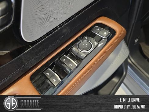 Used 2021 Lincoln Aviator Reserve w/ Equipment Group 202A AWD/4WD image 12