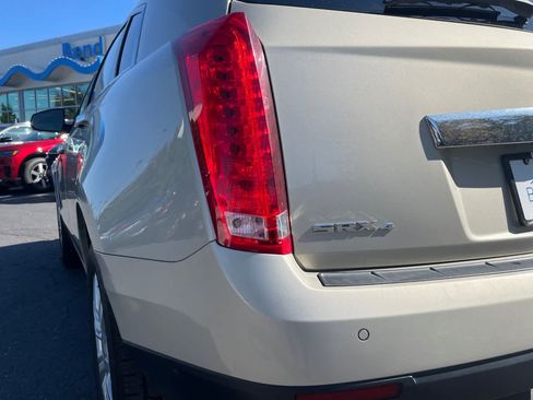 Used 2016 Cadillac SRX Luxury AWD/4WD image 14