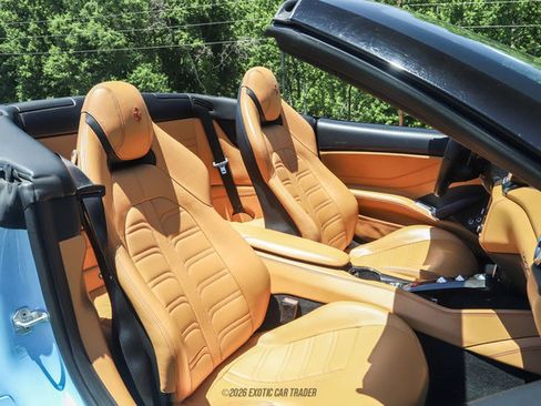 Used 2015 Ferrari California T RWD image 67