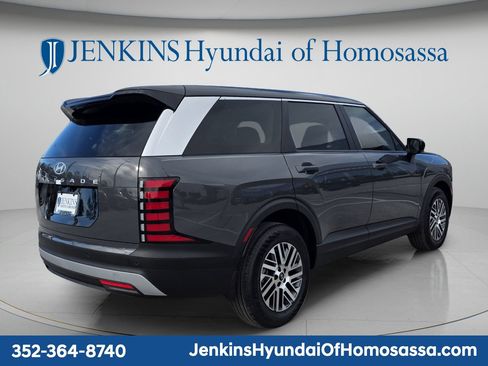 New 2026 Hyundai Palisade SE FWD image 2