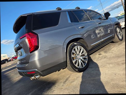 Used 2021 GMC Yukon Denali w/ Denali Ultimate Package AWD/4WD image 56
