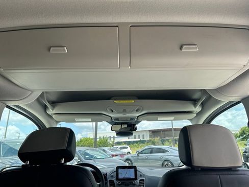 Used 2019 Ford Transit Connect XLT w/ XLT Premium Package FWD image 38