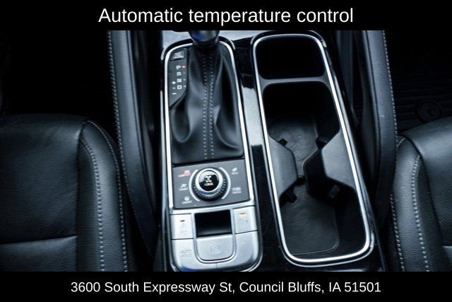 Used 2025 Kia Telluride EX w/ EX Captain's Chair Package AWD/4WD image 16