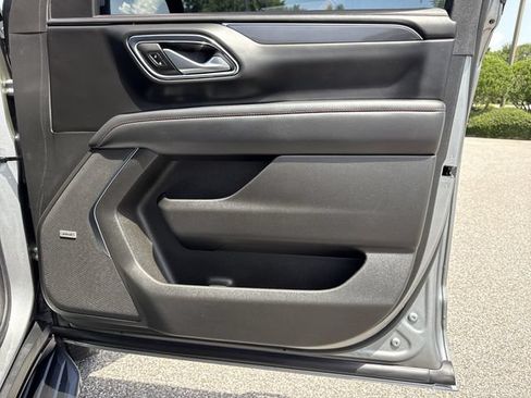 Used 2023 Chevrolet Tahoe RST w/ Luxury Package RWD image 33