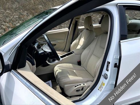 Used 2014 Volvo S60 T5 AWD/4WD image 23