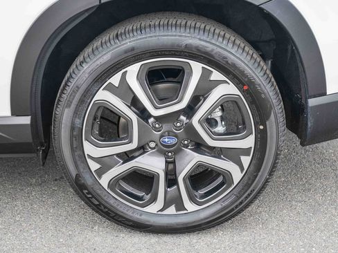 New 2025 Subaru Ascent Touring image 10