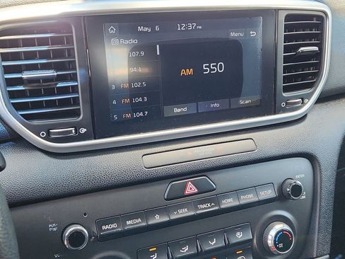 Used 2020 Kia Sportage LX FWD image 18