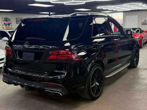 Used 2016 Mercedes-Benz GLE 63 AMG 4MATIC image 12