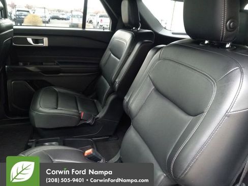 Used 2020 Ford Explorer XLT w/ Equipment Group 202A image 25