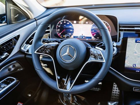 New 2026 Mercedes-Benz E 450 4MATIC All-Terrain Wagon image 13