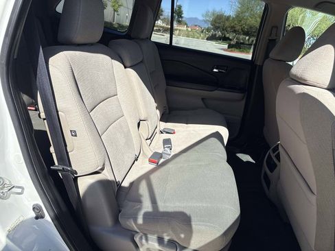 Used 2016 Honda Pilot LX image 15