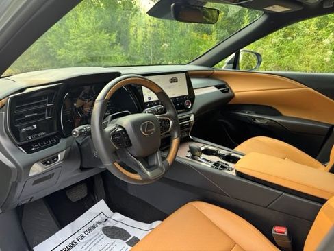 Used 2026 Lexus RX 350 Premium w/ Convenience Package AWD/4WD image 9