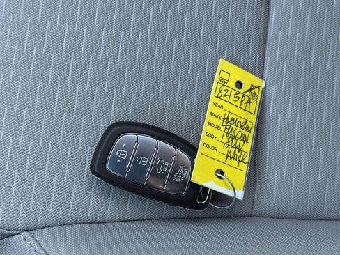 Used 2019 Hyundai Tucson Sport image 25