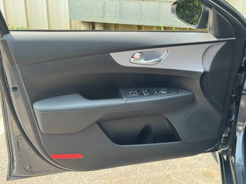 Used 2024 Kia Forte LX FWD image 34