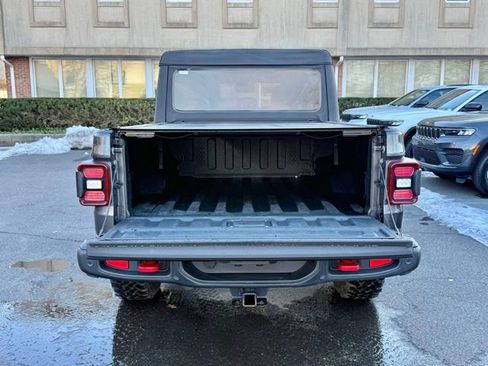 Used 2021 Jeep Gladiator Rubicon image 11