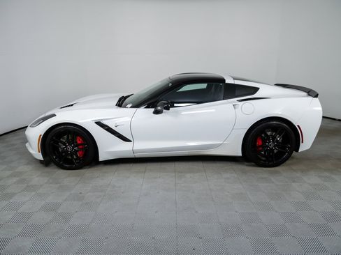 Used 2014 Chevrolet Corvette Stingray Coupe w/ 2LT Preferred Equipment Group image 2
