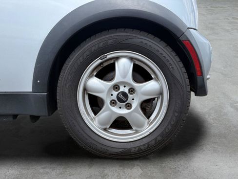 Used 2005 MINI Cooper Convertible FWD image 13