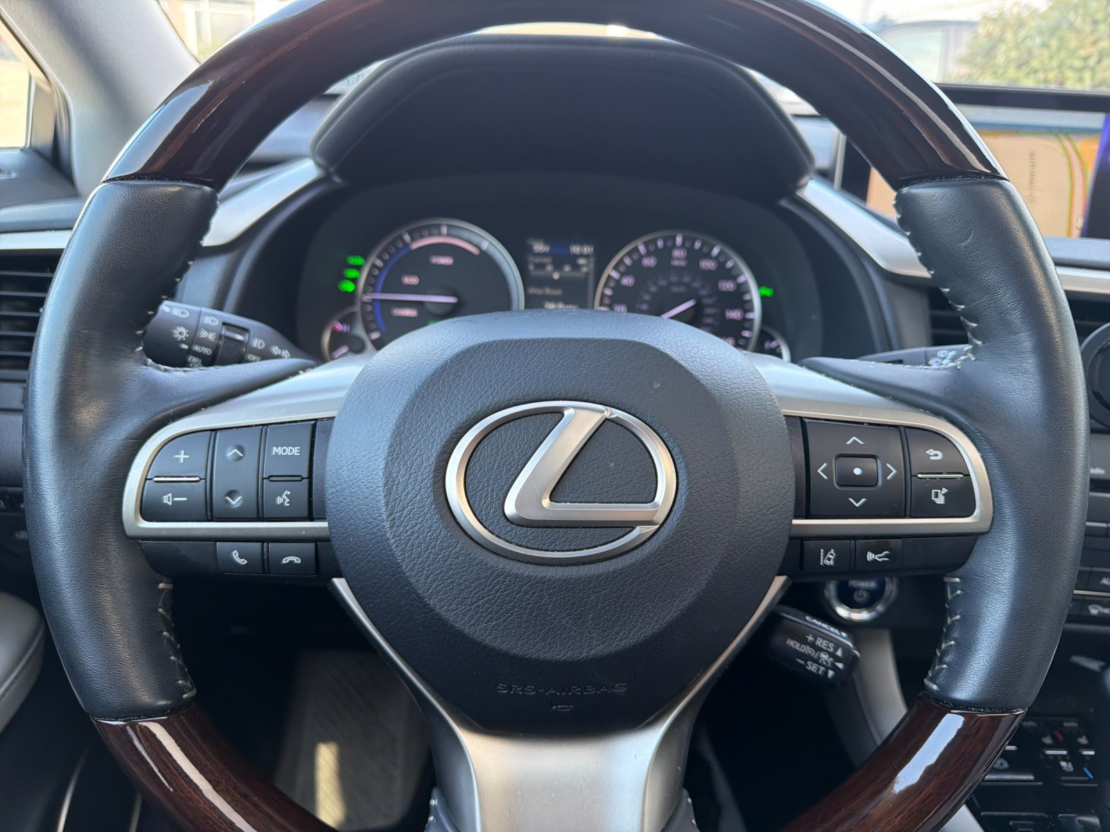 Used 2019 Lexus RX 450h AWD w/ Navigation Package image 25