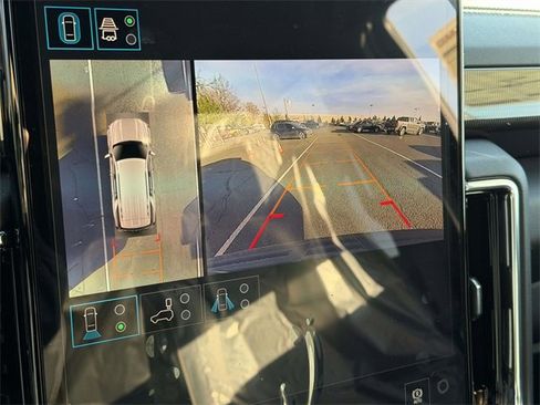 New 2026 GMC Yukon Elevation image 13