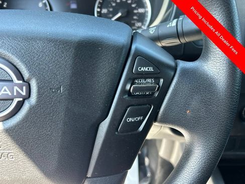 Used 2024 Nissan Frontier S RWD image 7