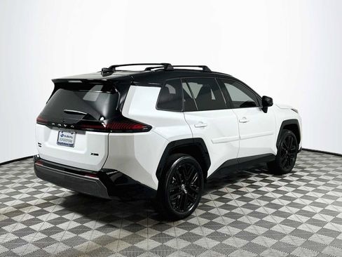Used 2026 Toyota RAV4 XSE w/ Panoramic Sun Roof Package AWD/4WD image 7
