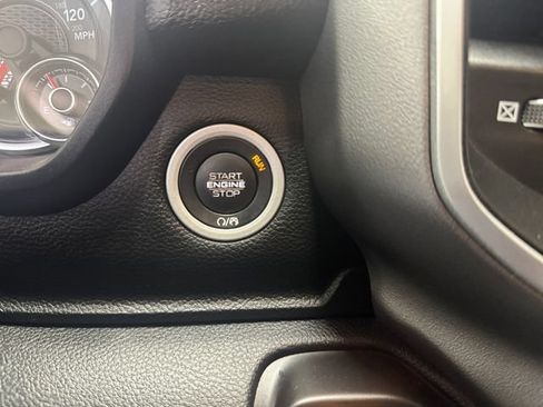 Used 2020 RAM 1500 Big Horn AWD/4WD image 24