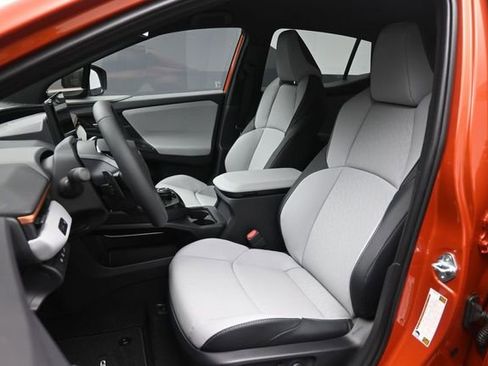 New 2026 Subaru Uncharted AWD image 17