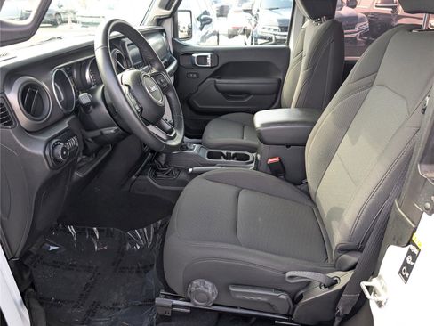 Used 2022 Jeep Wrangler Sport S image 14