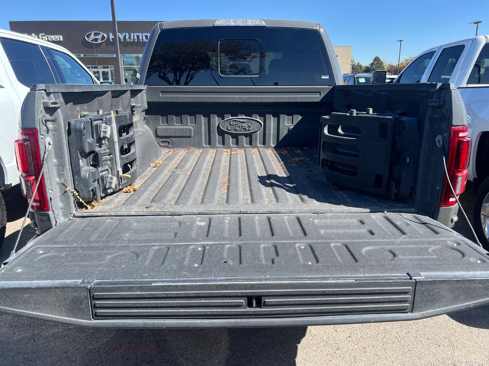 Used 2018 Ford F150 Raptor w/ Equipment Group 802A Luxury AWD/4WD image 23