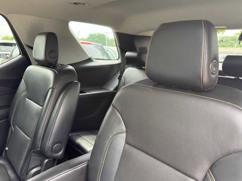 Used 2018 Chevrolet Traverse Premier w/ Redline Edition FWD image 31