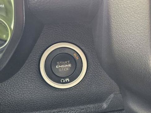 Used 2019 RAM 1500 Big Horn RWD image 23
