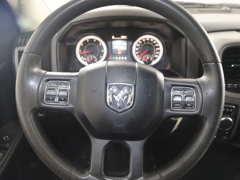 Used 2016 RAM 1500 ST AWD/4WD image 30