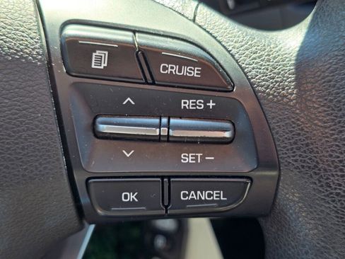 Used 2019 Hyundai Elantra SEL FWD image 31
