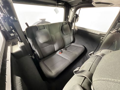 Used 2023 Jeep Wrangler Sport image 24