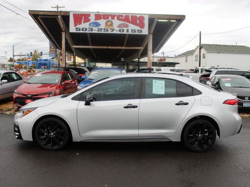 Used 2021 Toyota Corolla SE w/ Carpet Mat Package (TMS) FWD image 3
