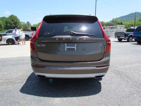Used 2017 Volvo XC90 T6 Momentum w/ Vision Package AWD/4WD image 6