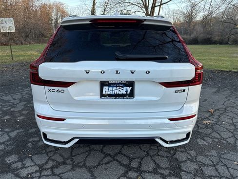 New 2026 Volvo XC60 B5 Ultra w/ Climate Package image 7