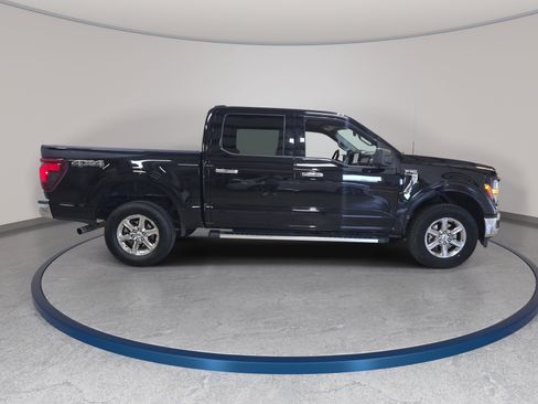 Used 2025 Ford F150 XLT w/ Equipment Group 301A Standard AWD/4WD image 5