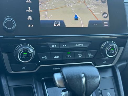 Used 2020 Honda CR-V Touring image 31