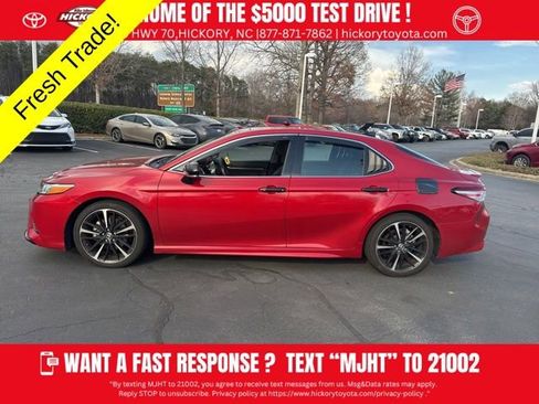 Used 2020 Toyota Camry XSE image 16