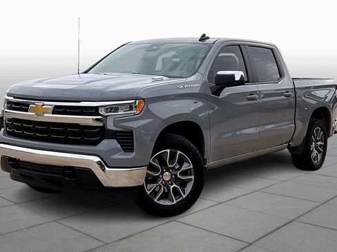 Certified 2024 Chevrolet Silverado 1500 LT image 3