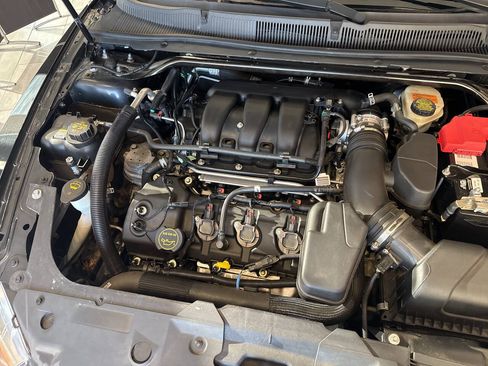 Used 2014 Ford Taurus SEL w/ Equipment Group 201A FWD image 30