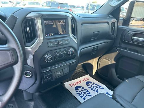 Used 2025 Chevrolet Silverado 2500 W/T AWD/4WD image 26
