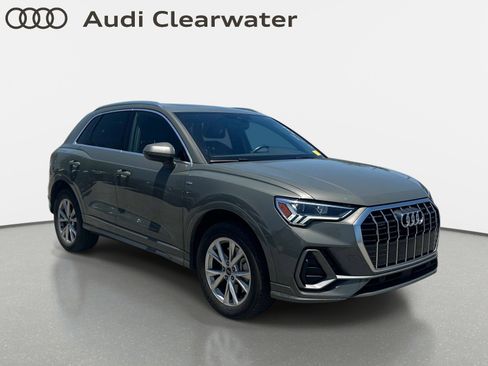 Used 2025 Audi Q3 2.0T Premium AWD/4WD image 4