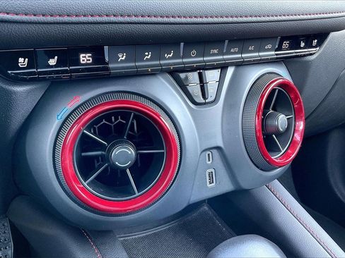 Used 2022 Chevrolet Blazer RS w/ Enhanced Convenience Package image 25