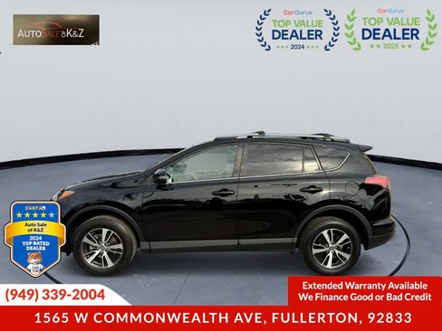 Used 2017 Toyota RAV4 XLE w/ Premium Special Value Package image 2