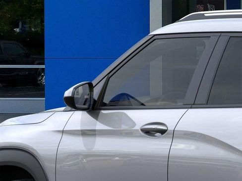 New 2026 Chevrolet TrailBlazer LT image 12