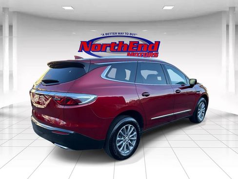 Used 2024 Buick Enclave Premium AWD/4WD image 3